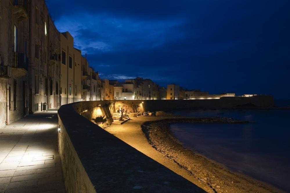Appartamento L'Ammiraglio Trapani Bagian luar foto
